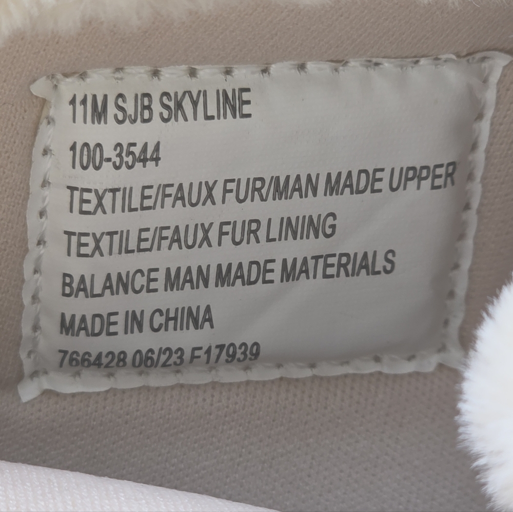 St. John's Bay Cream and Blue Winter Duck Boots Size 11 - Picture 9 of 10